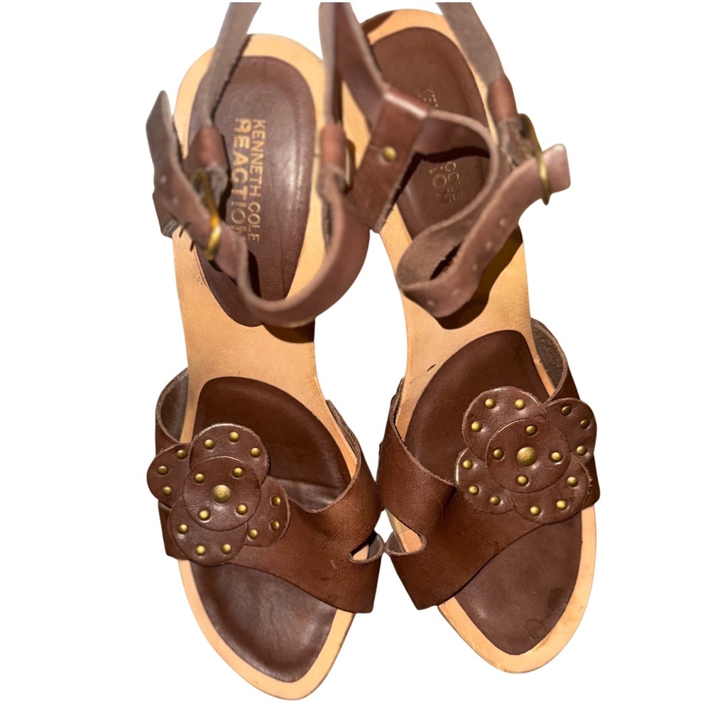 Y2K Kenneth Cole Reaction Brown Leather‎ Studded Flower Wood Heel Sandals